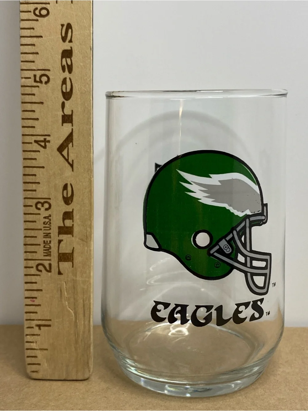 Vintage Philadelphia Eagles NFL Drinking Glass Kelly Green Helmet Tumbler